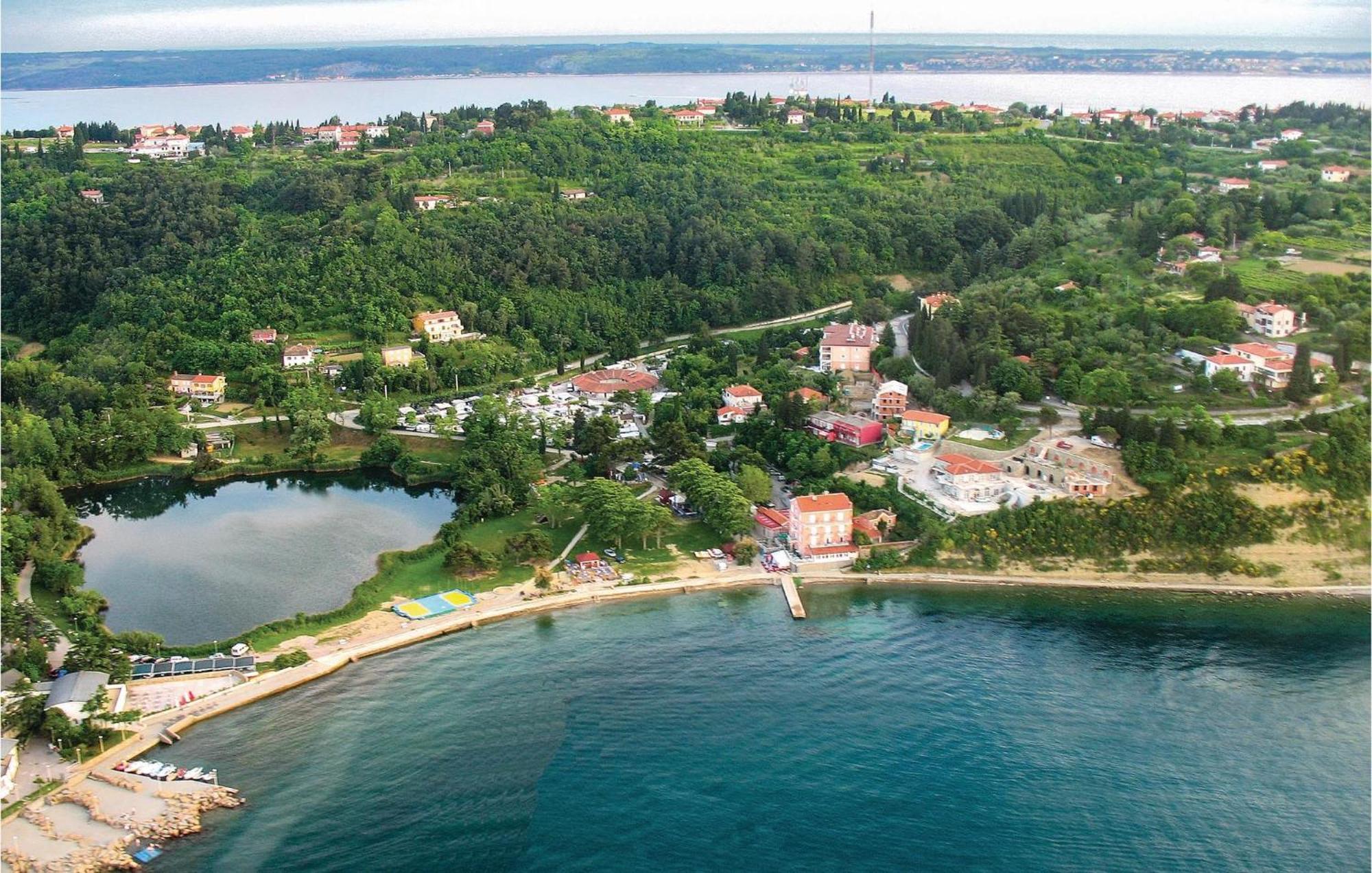 Apartma In With Wifi Piran